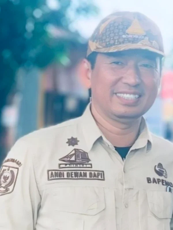 Drs. Andi Dewan Dapi, MH